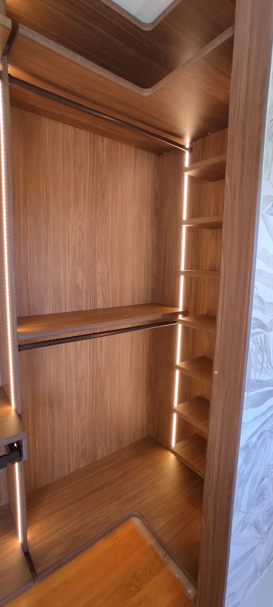 vestidor-a-medida-luz-led-campa-home